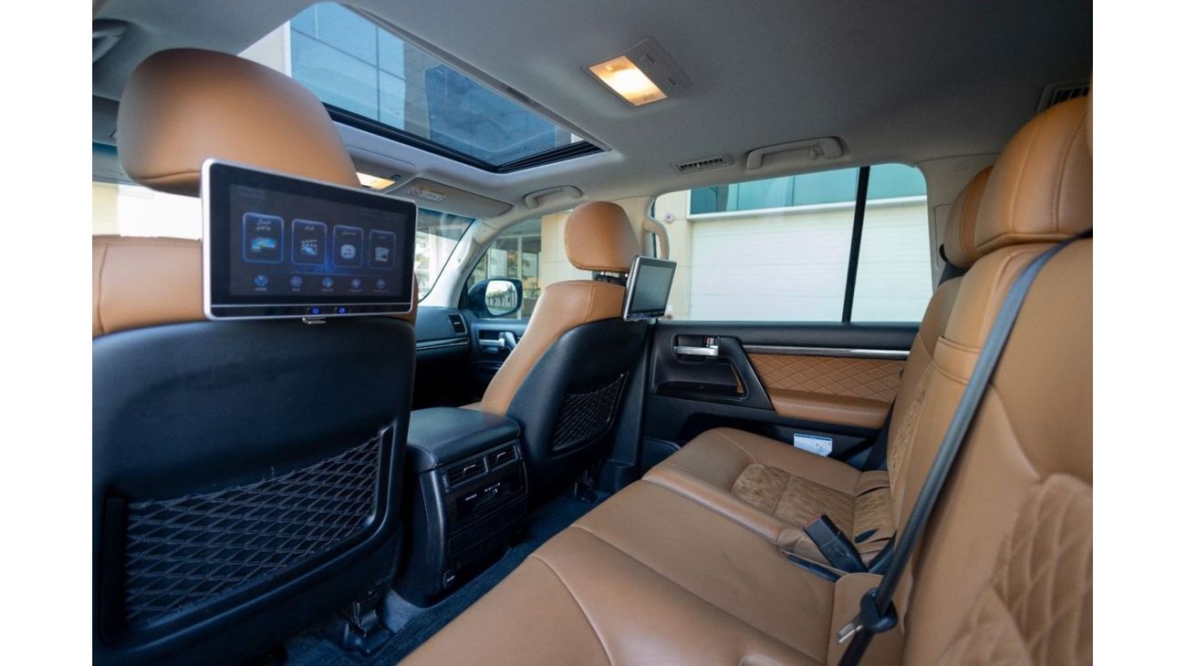 تويوتا لاند كروزر GXR3