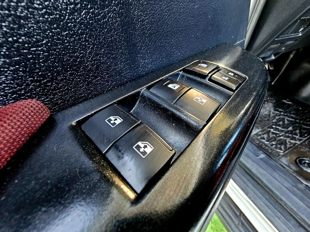 Toyota Hilux PATROL/ AUTO GEAR 4WD/ AUTO WINDOWS/ ADVENTURE BODY/ LOW MILEAGE