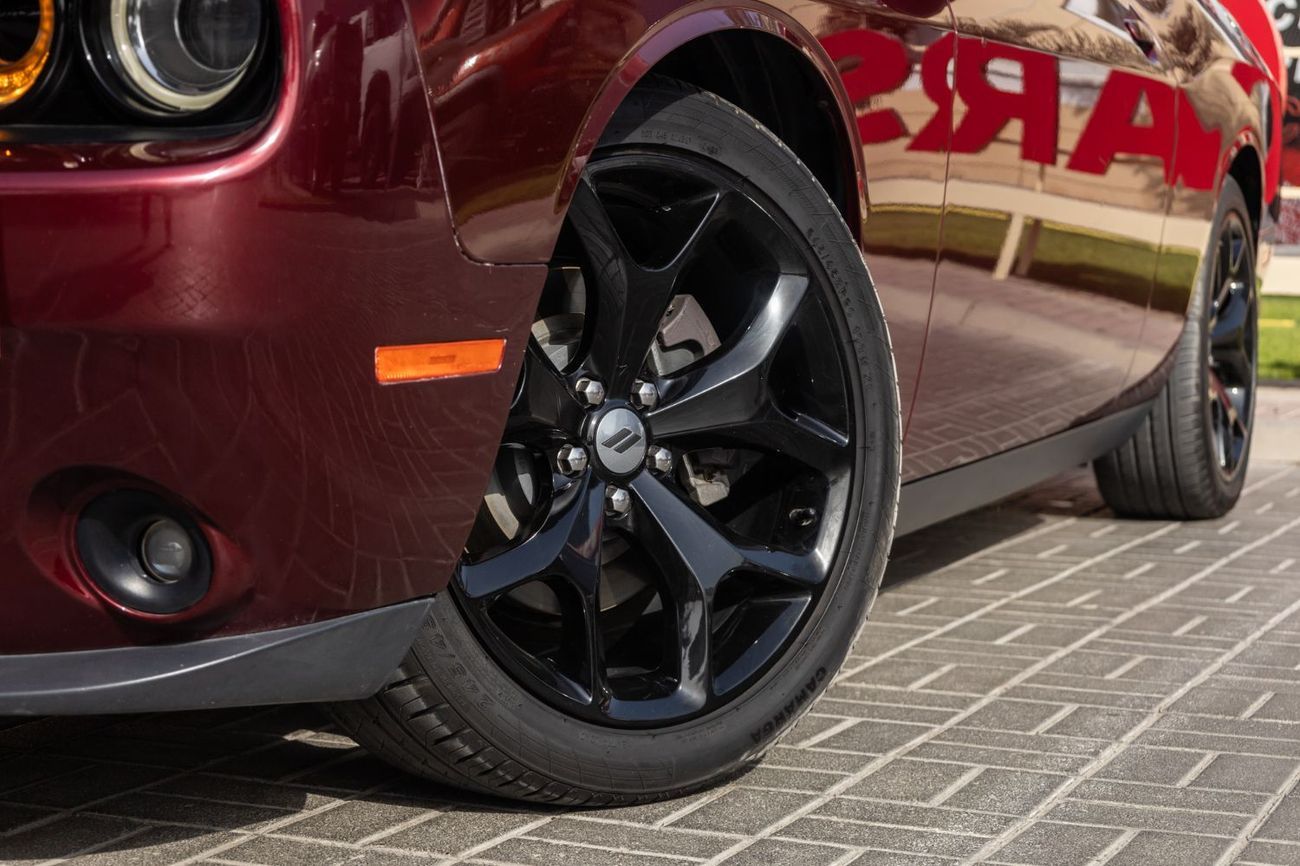 Dodge Challenger SXT Plus 3.6L