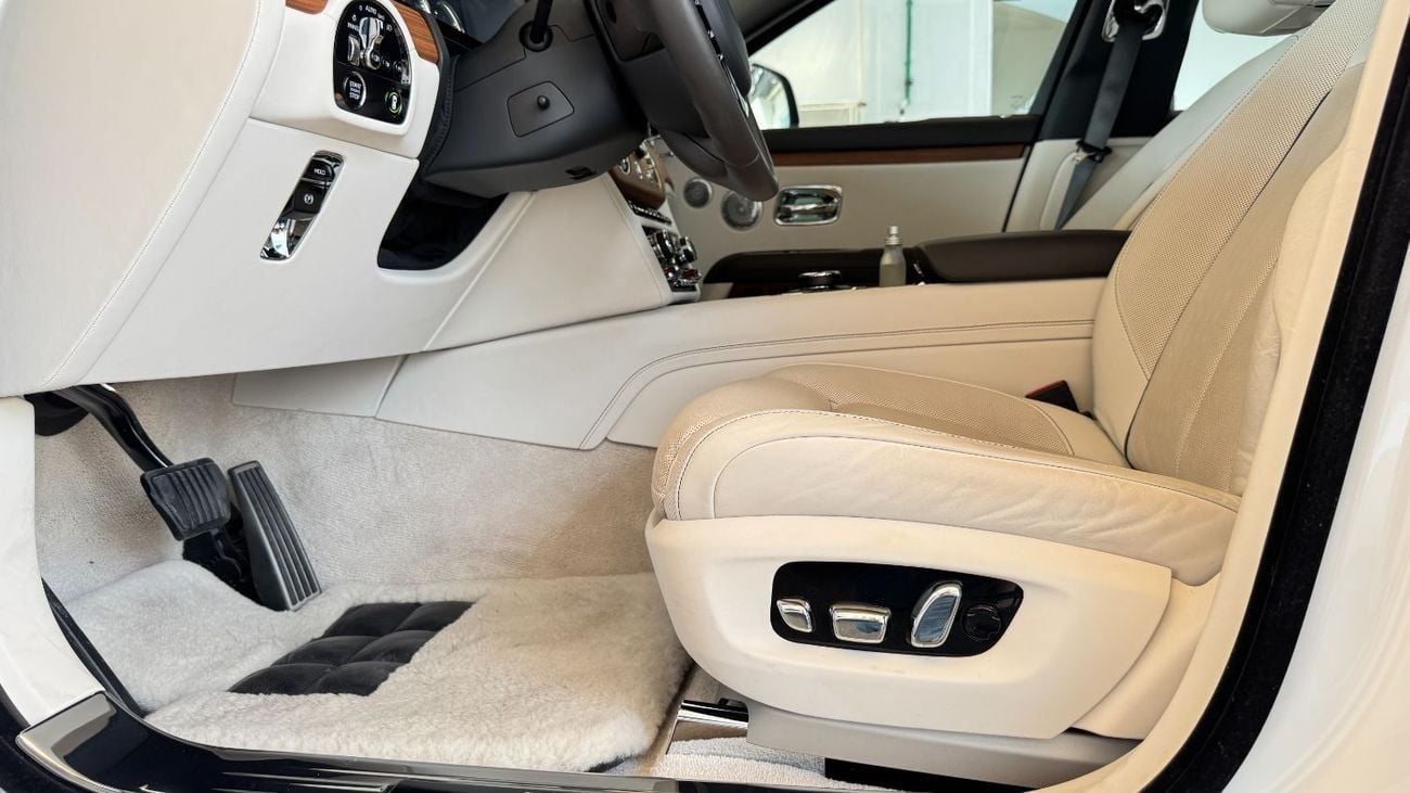 رولز رويس جوست Ghost