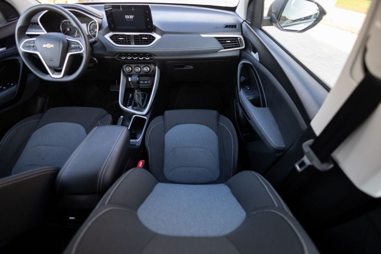 Chevrolet Captiva LS 1.5L (149 HP) (7 Seater)