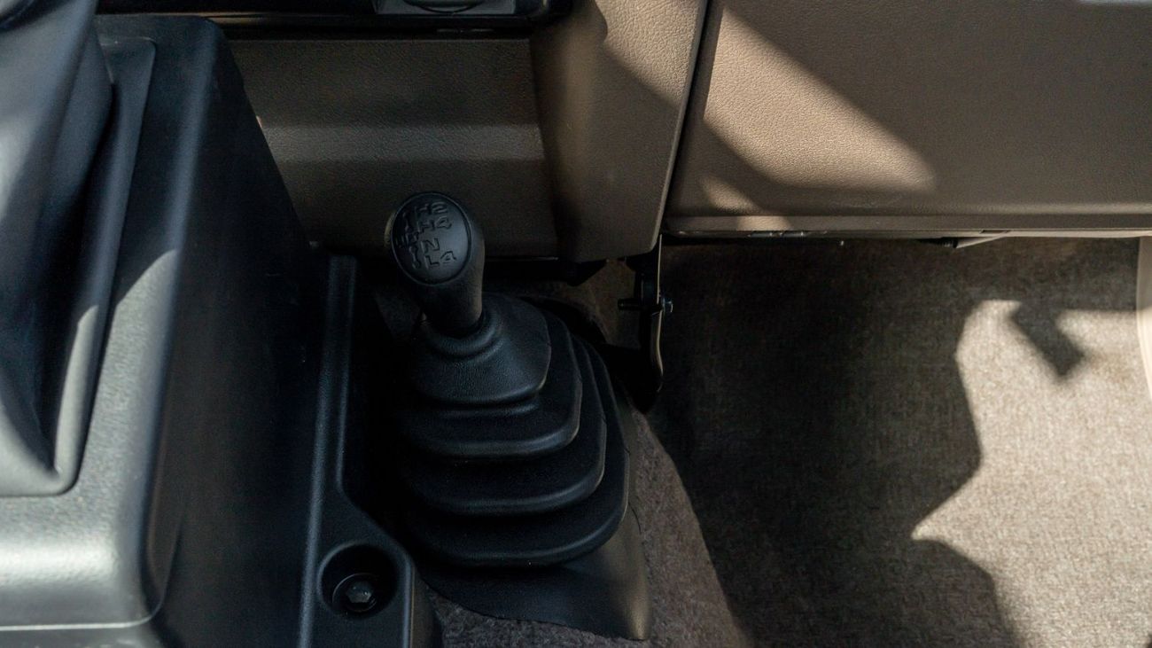 Toyota Land Cruiser 70 2026 Toyota Land Cruiser LC76 4.0L AT Petrol (Black-Brown) Mid Option