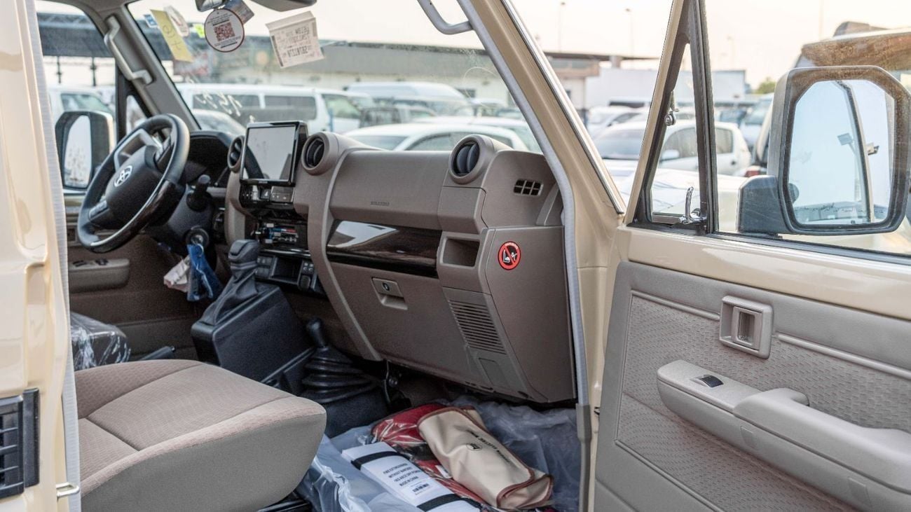 Toyota Land Cruiser Pick Up 2025 Toyota Land Cruiser LC79 SC 2.8L AT Diesel