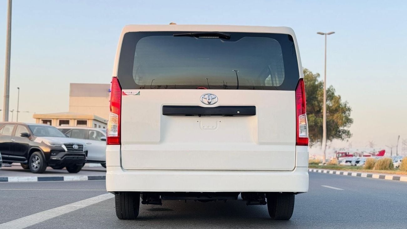 Toyota Hiace GOOD CONDITION | 2.8L DIESEL ENGINE | 2021 | RHD | AUTOMATIC TRANSMISSION | REAR VIEW CAMERA | PARKI