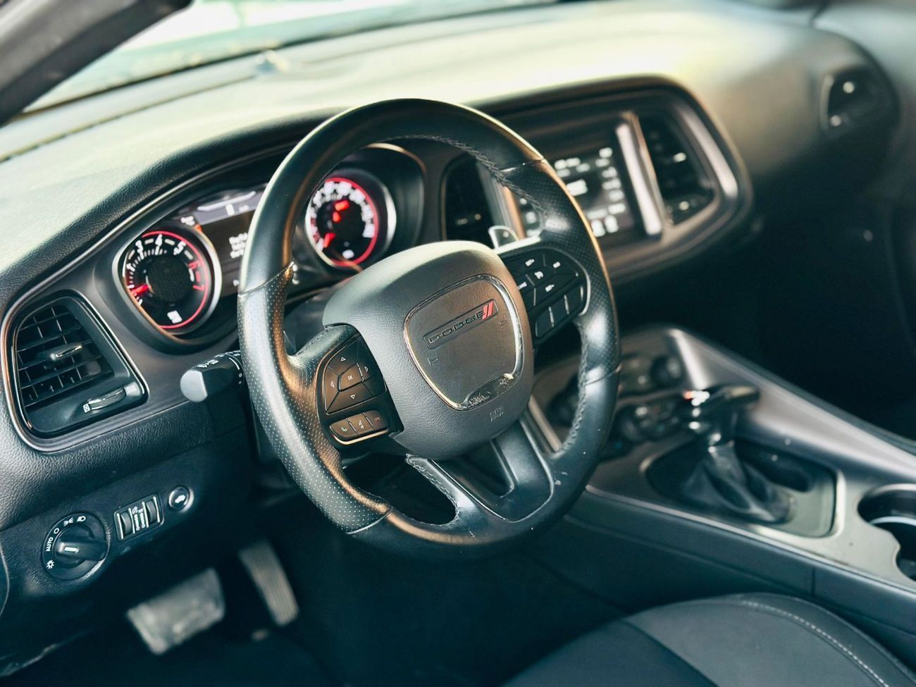 دودج تشالينجر R/T 5.7L (370 HP)