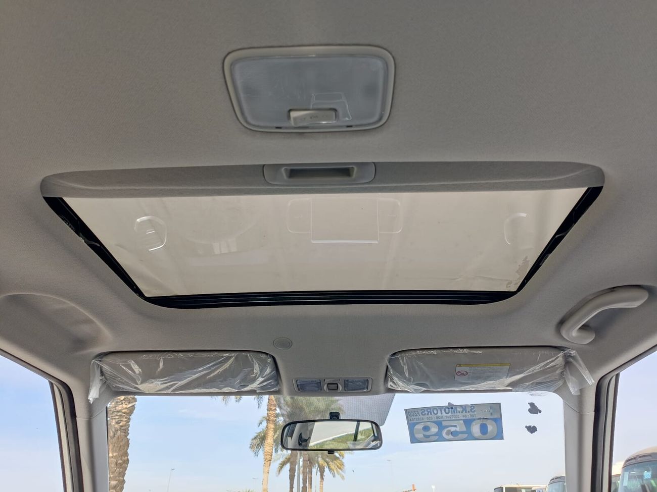 هيونداي فنيو Premier Plus Turbo | 1.0L V4 | SUNROOF | FULL OPTION (CODE # VEN10AF)