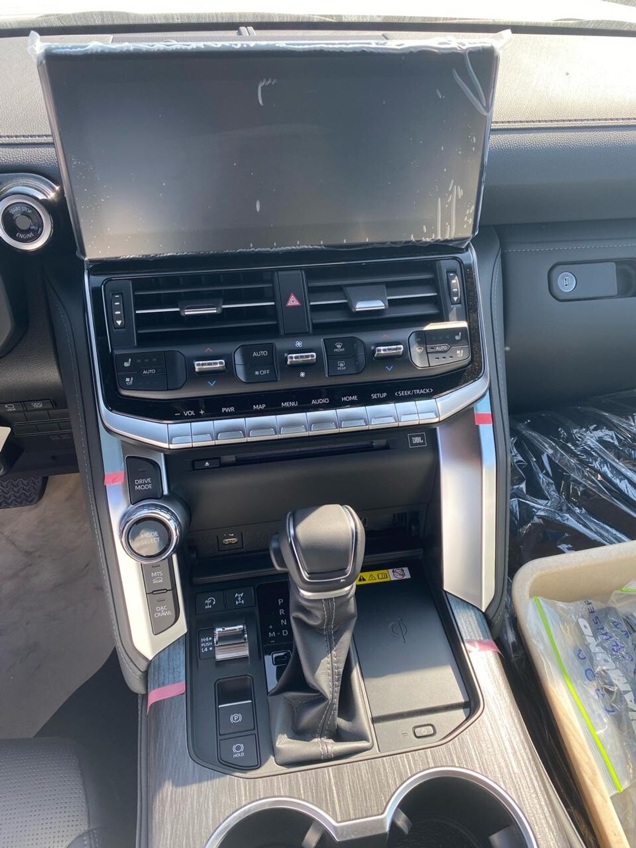 Toyota Land Cruiser ZX 3.5L L/C300, 2023, 7 SEATERS, PETROL, 0Km, EXPORT OFFER