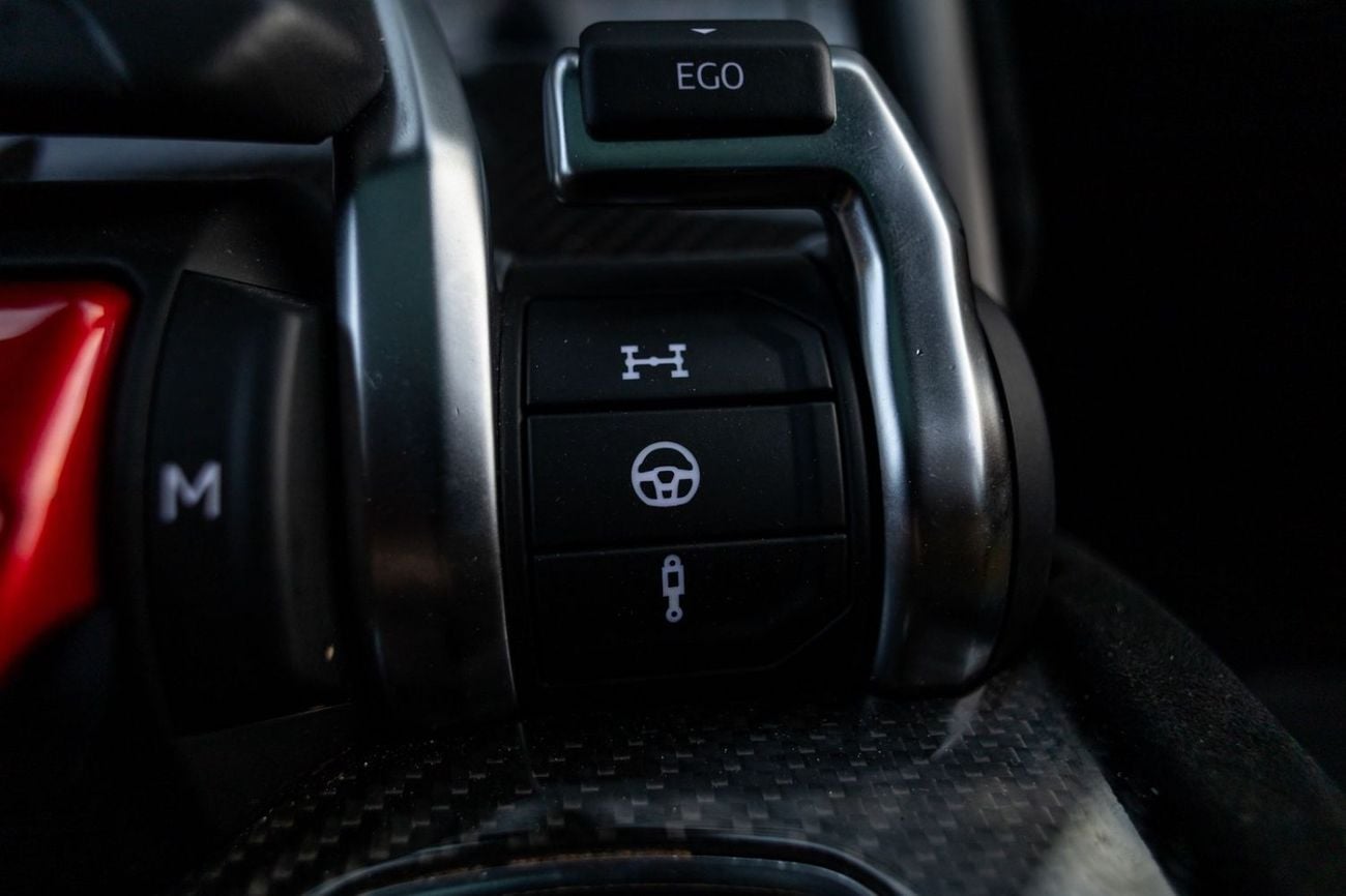 لامبورغيني اوروس STD 4.0T V8