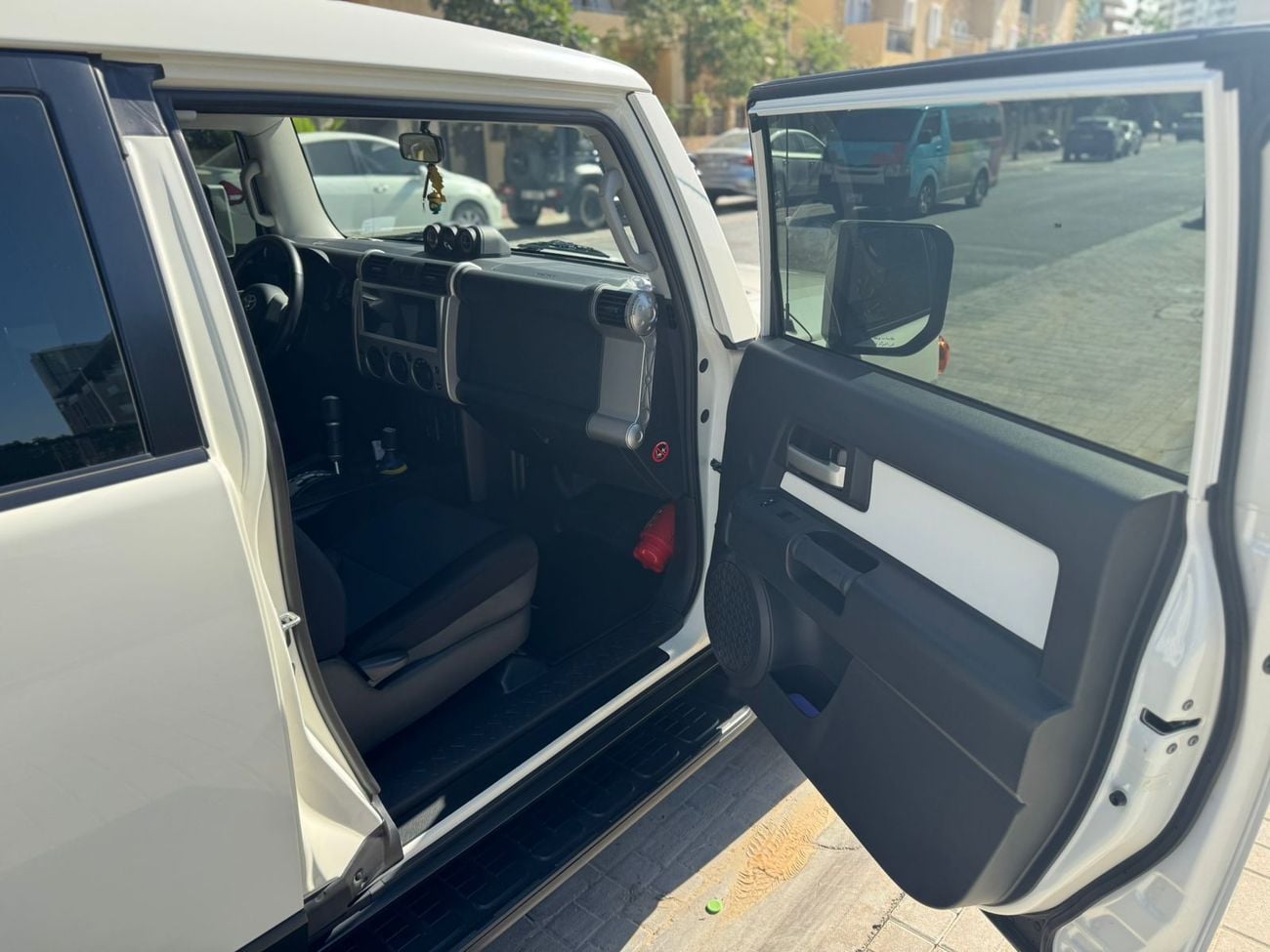 تويوتا إف جي كروزر TOP