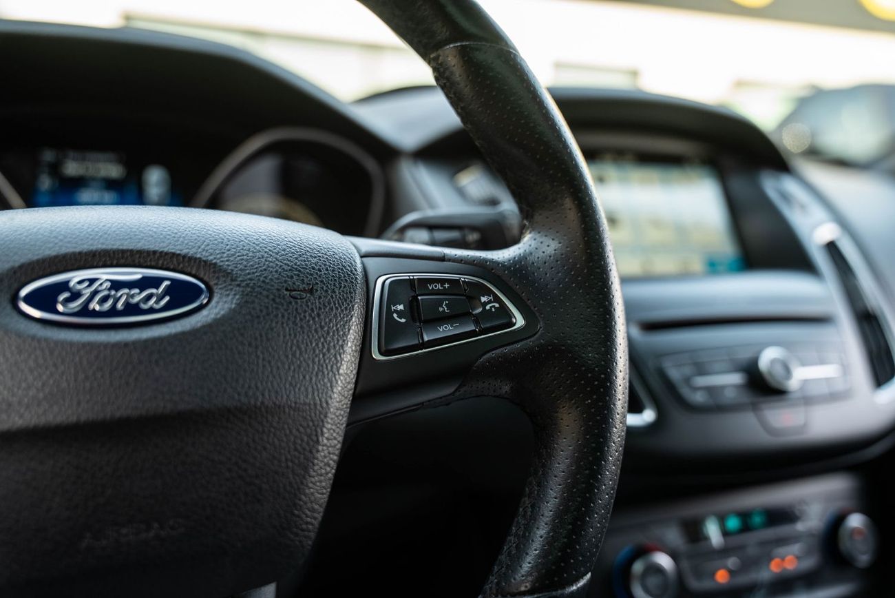 Ford Focus ST 2.0L 2018 Manual Transmission GCC Partial Service History 2.0L Turbo 4 Cylinders