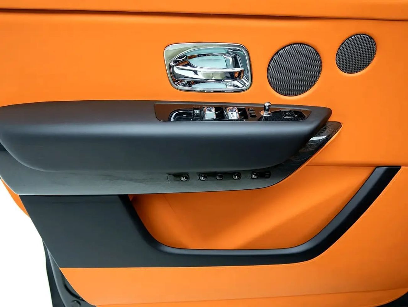 رولز رويس كولينان | Black Badge | GCC Spec | With Warranty and Service Contract