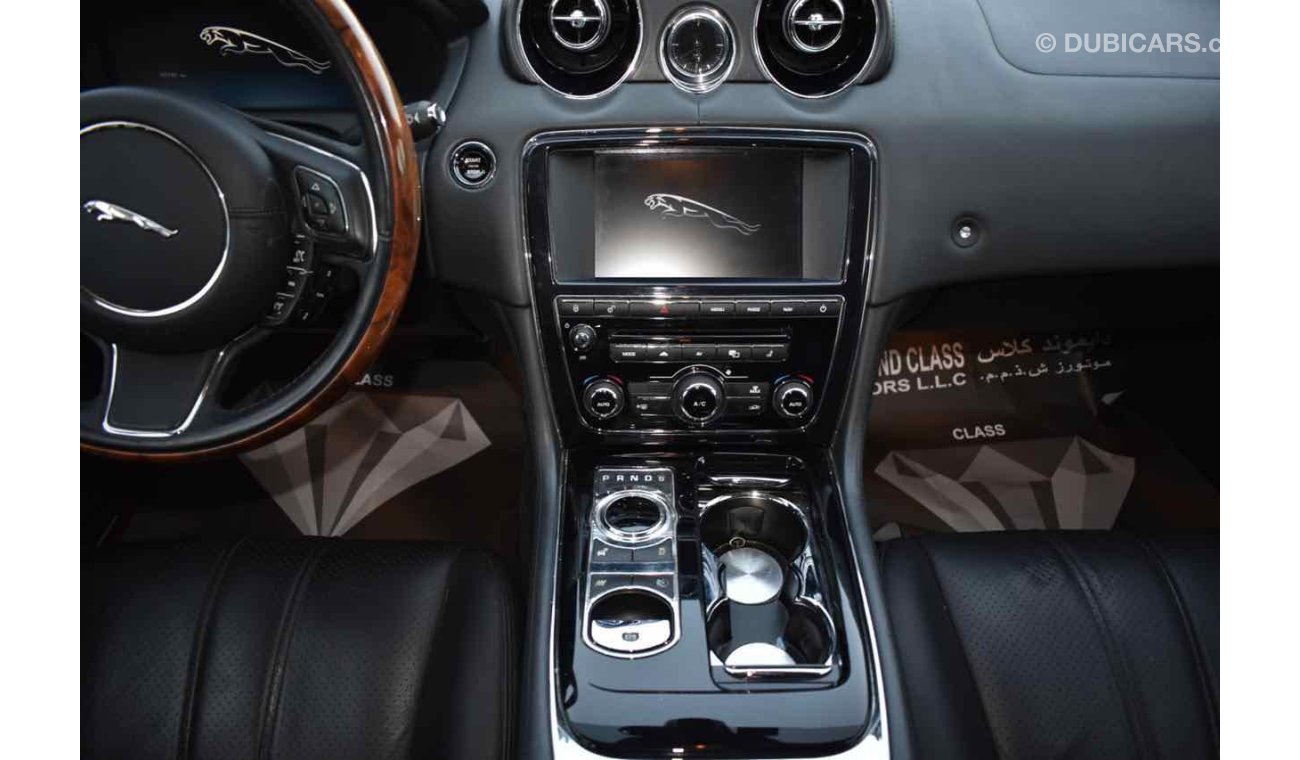 Jaguar XJ Gcc 1 year warranty full service history