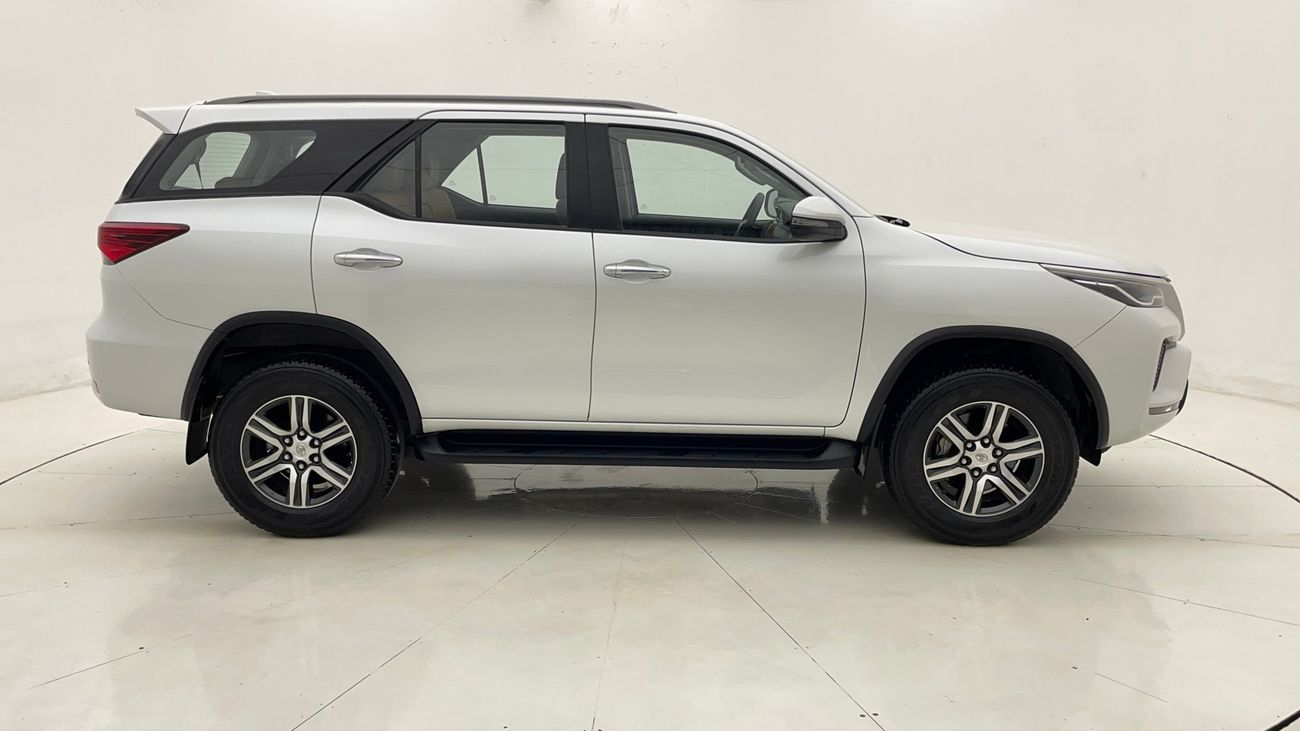 تويوتا فورتونر EXR 2.7 | بدون دفعة مقدمة | اختبار القيادة في المنزل