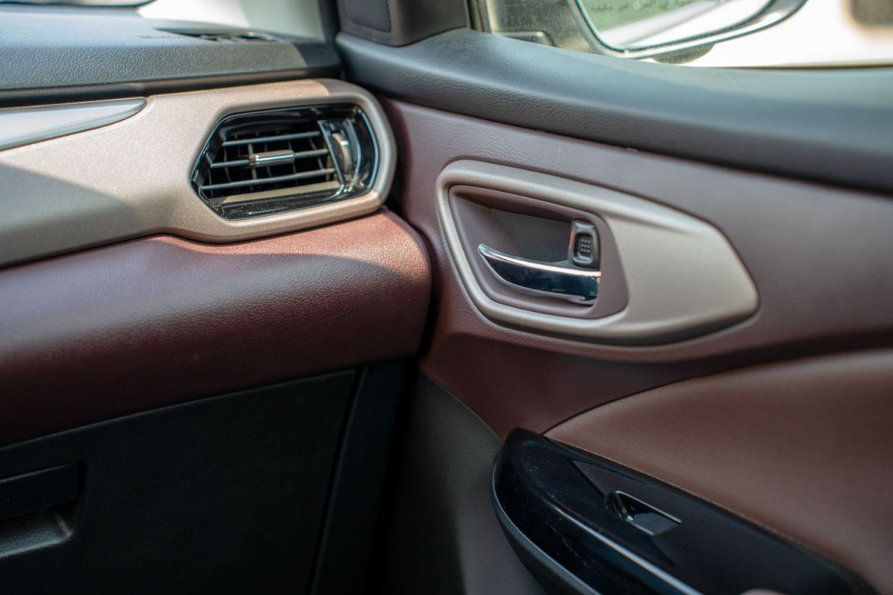 سوزوكي فرونكس GLX 1.5L Hybrid