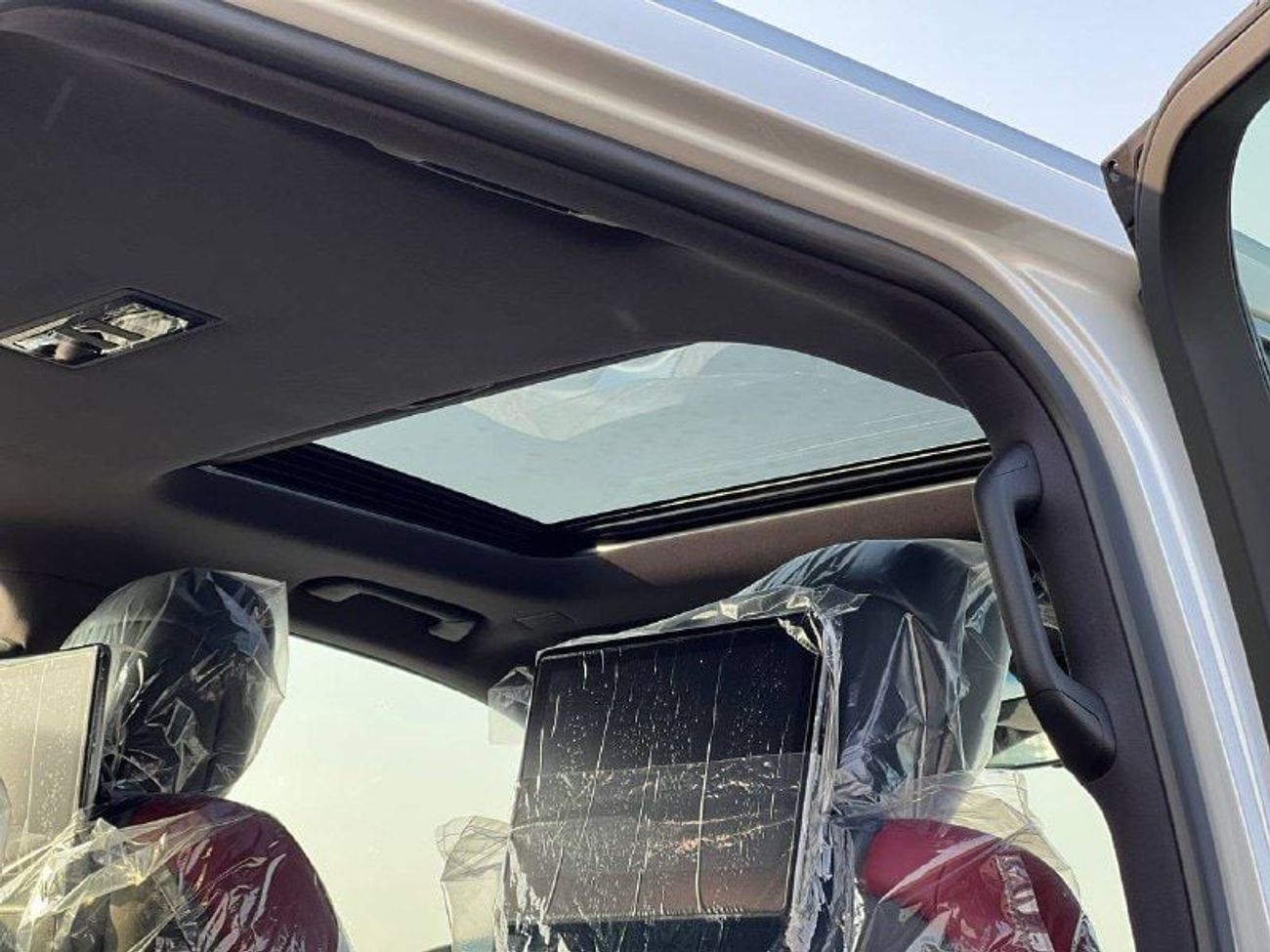 تويوتا لاند كروزر VXR 3.5L PTR A/T // 2025 // FULL OPTION WITH KIT , RADAR & 360 CAMERA , HEAD UP DISPLAY // SPECIAL O