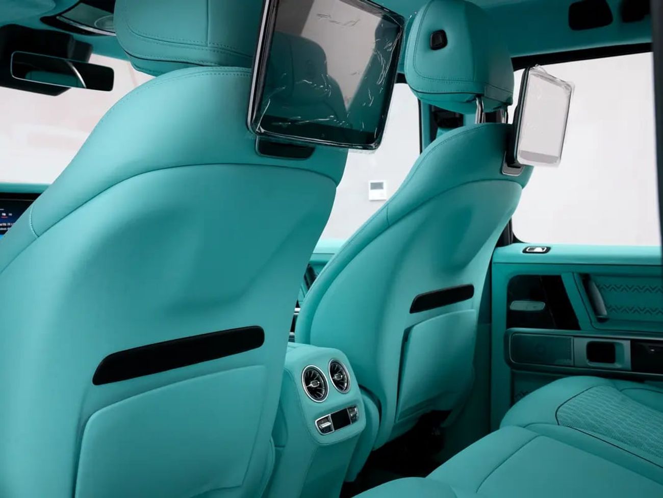 Mercedes Benz G63 AMG BRABUS G800 G63 AMG Brabus Kit | KM | Tiffany Blue Interior