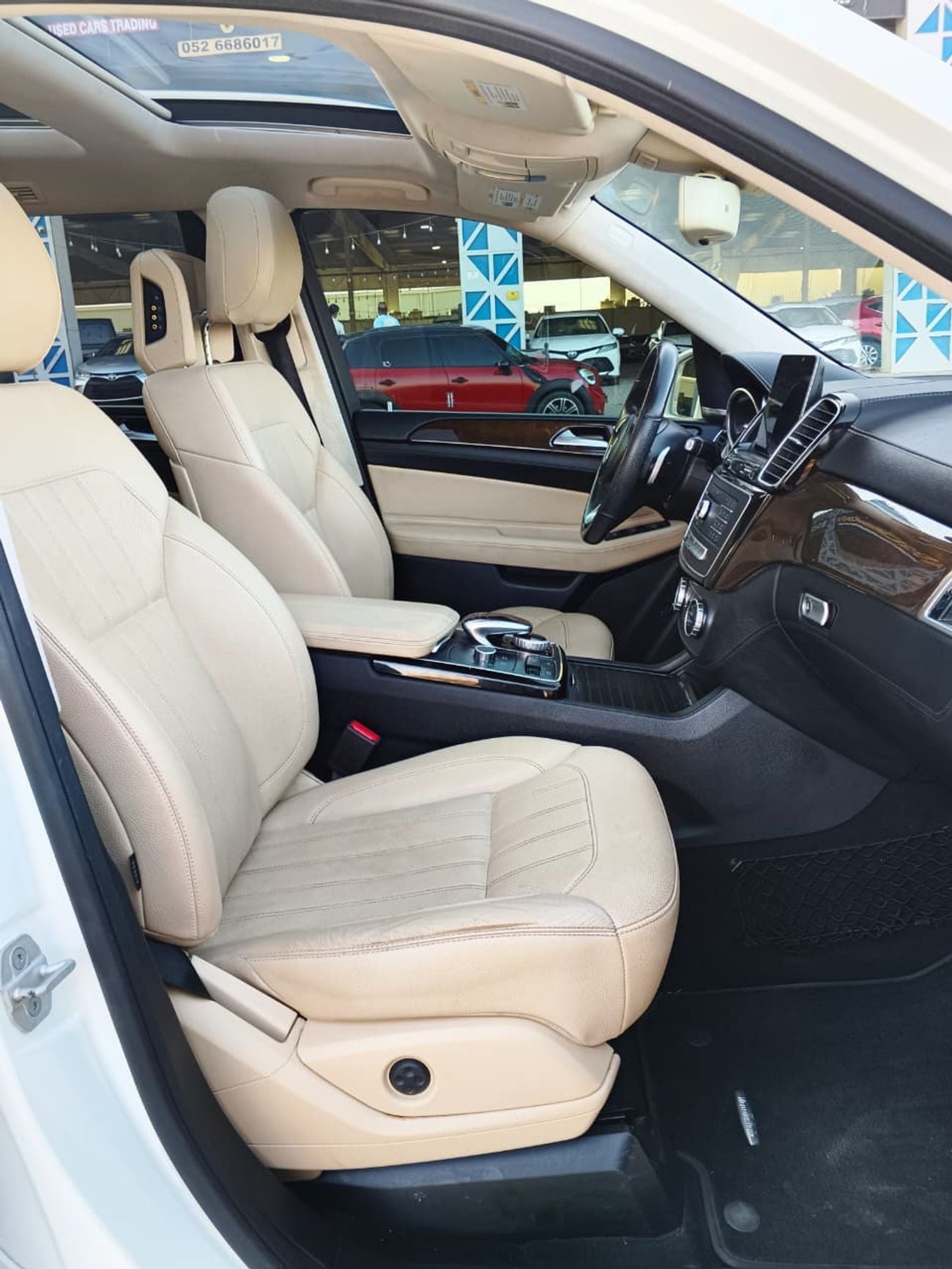 Mercedes-Benz GLS 450 very clean car