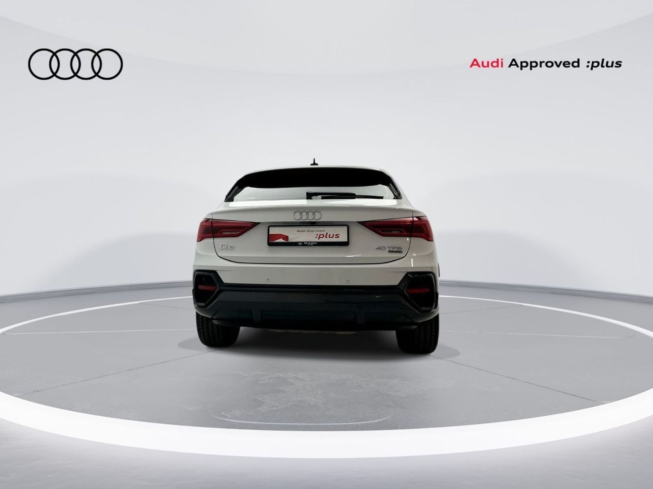 Audi Q3 40 TFSI S-LINE SPORTBACK Sportback 40 TFSI 2.0L 4WD Q3 Sportback 40 TFSI quat 180hp (Ref# 44917)
