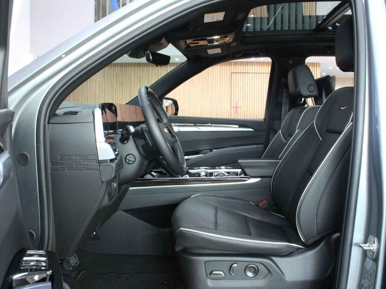 كاديلاك إسكالاد Sport Platinum 6.2L 4WD