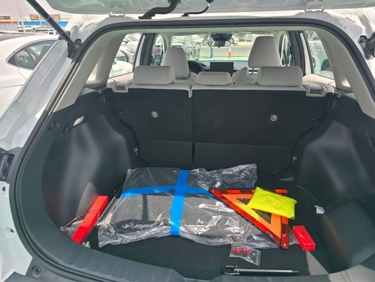 Toyota RAV4 FRONT LANDER 2.0L HYBRID 2024