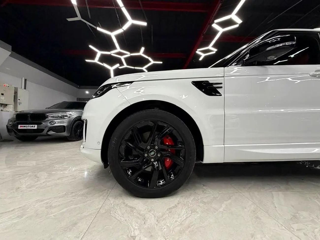 Land Rover Range Rover Sport HSE DYNAMIC