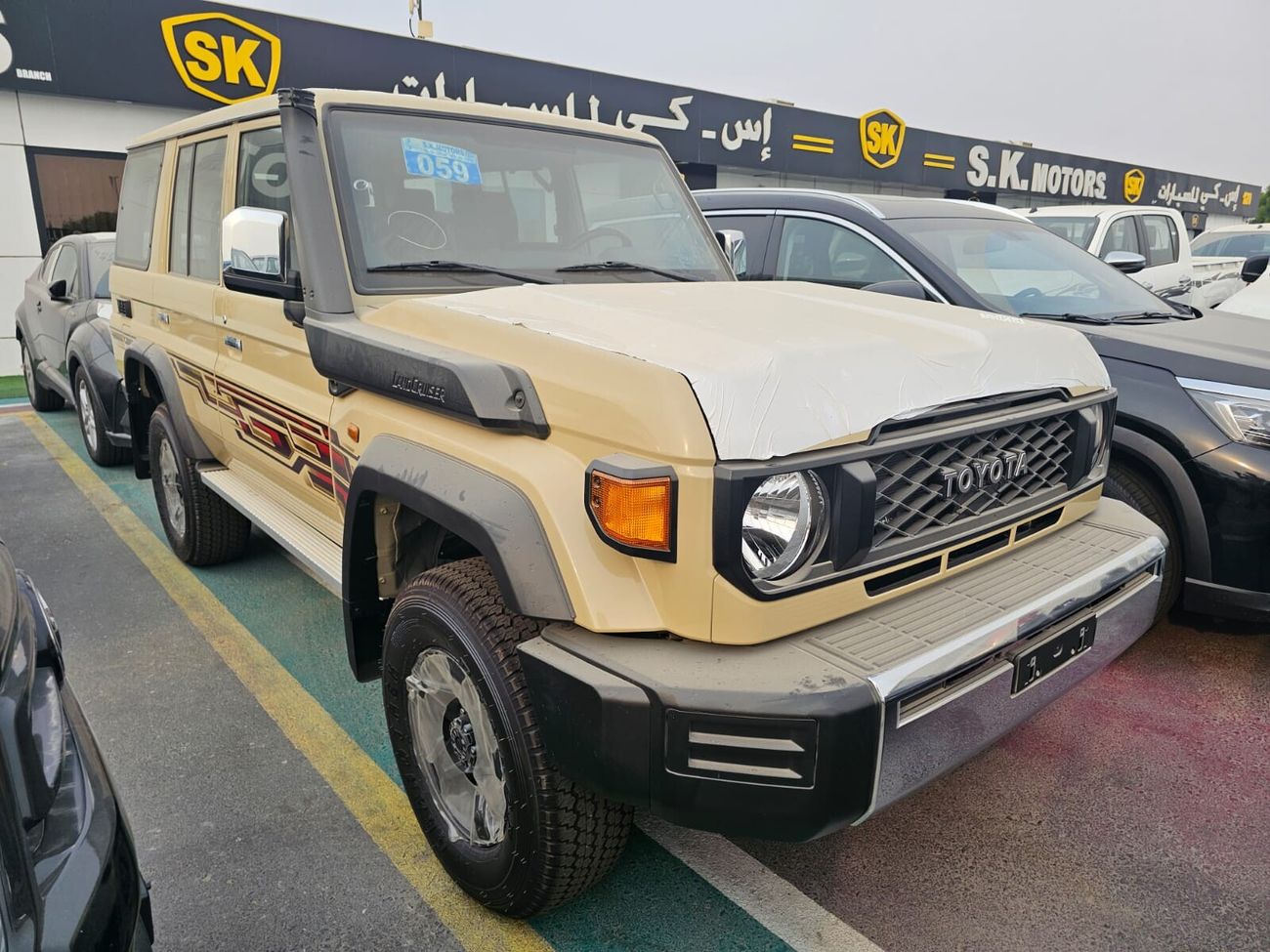 Toyota Land Cruiser 70 4.0L PETROL V6, WOOD,STEERING / WINCH SNORKEL,HIGH OPTION