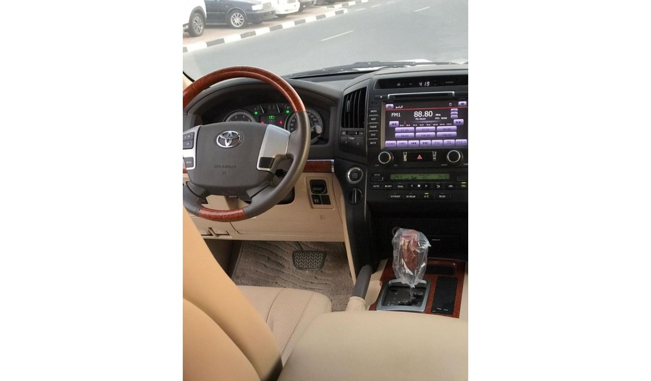 Toyota Land Cruiser V6 GXR With 2019  Model Facelift