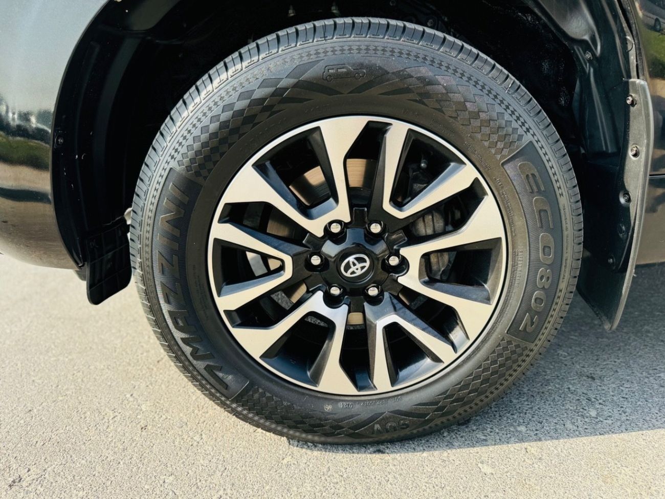 تويوتا برادو Toyota prado 2019 v4 full options