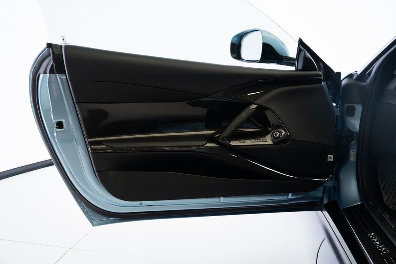 فيراري 812  سوبرفاست Ferrari 812 Superfast