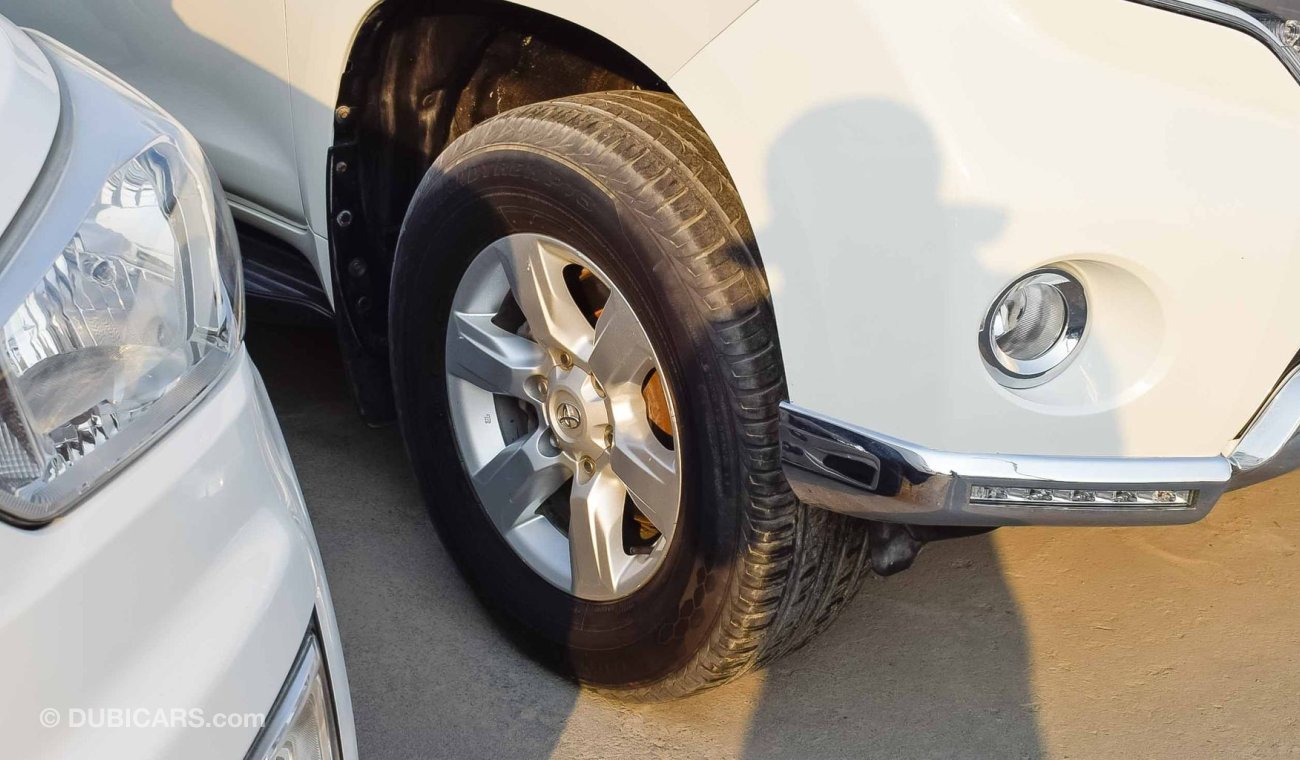 Toyota Prado TX With 2019 Facelift