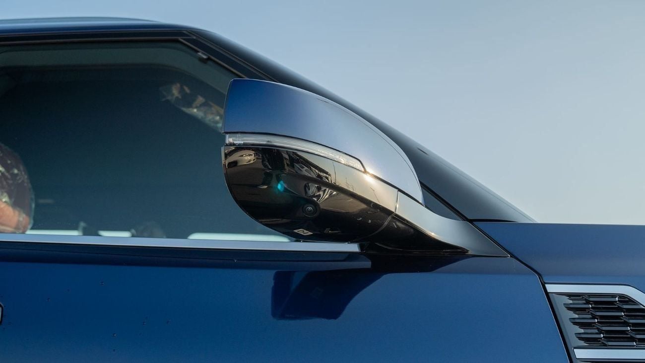 Nissan Patrol 2026 Nissan Patrol V6 3.8L SE Platinum Blue-red (Export Only)