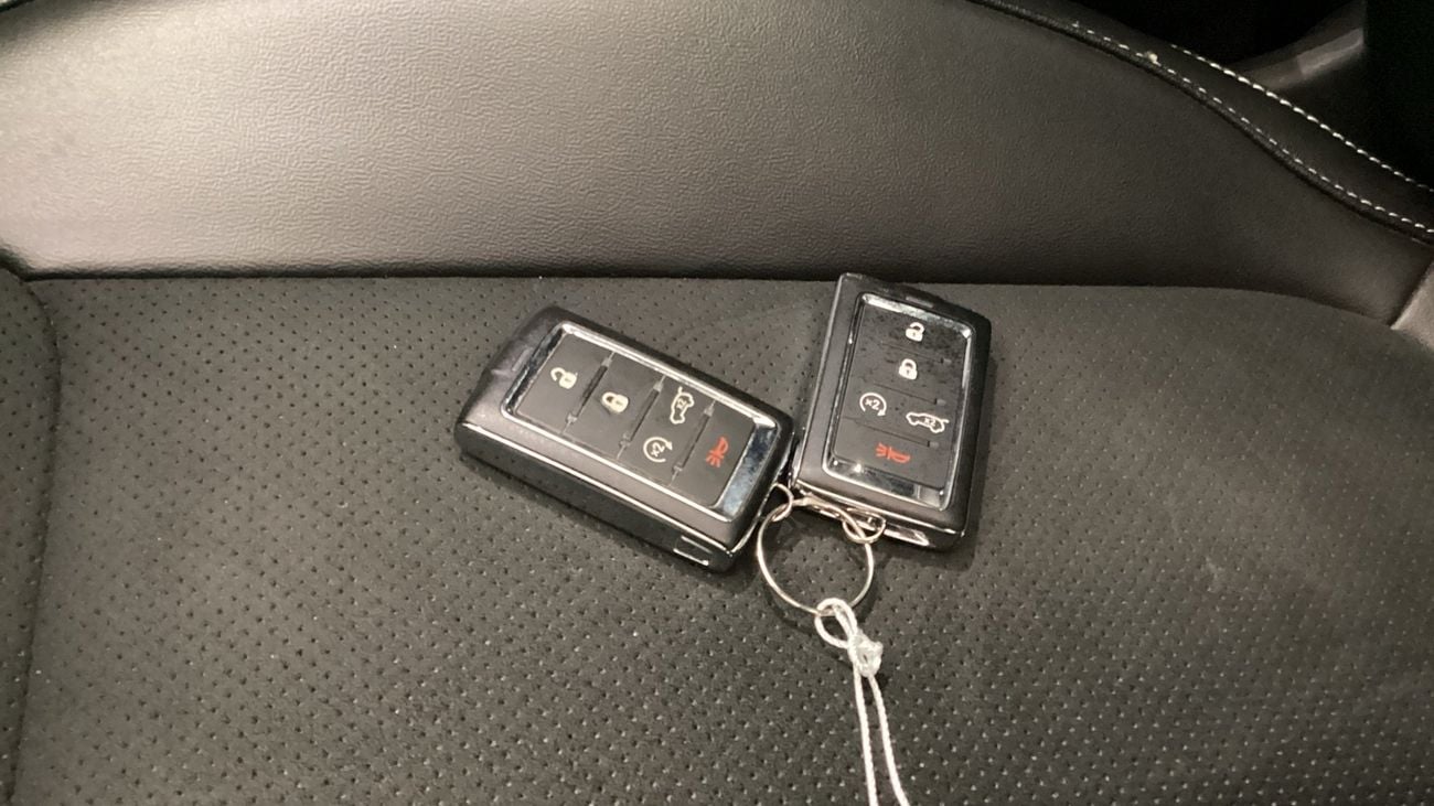 جيب شيروكي Altitude | شامل الضمان | 0 ﺪﻔﻋﺓ ﺃﻮﻟﻯ