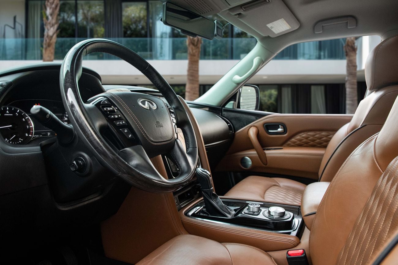إنفينيتي QX80 Sensory Plus QX80 Sensory Plus | 2,840 P.M | 0% Downpayment | Low Km | Under Warranty