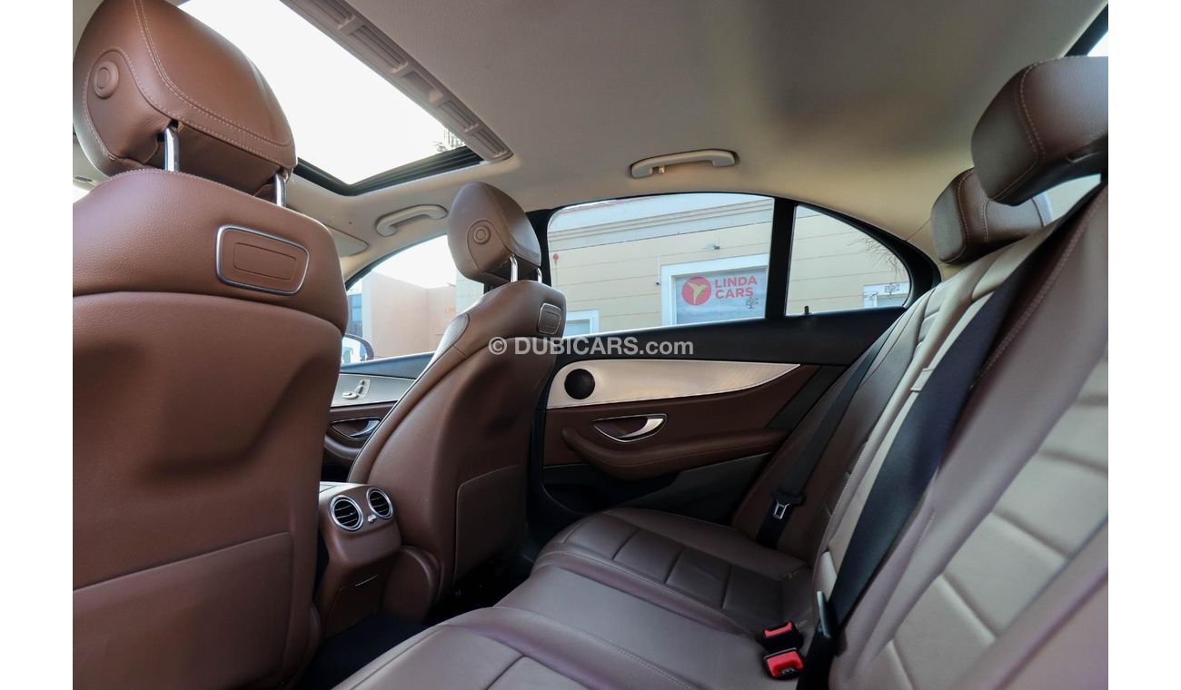 Mercedes-Benz E200 W213