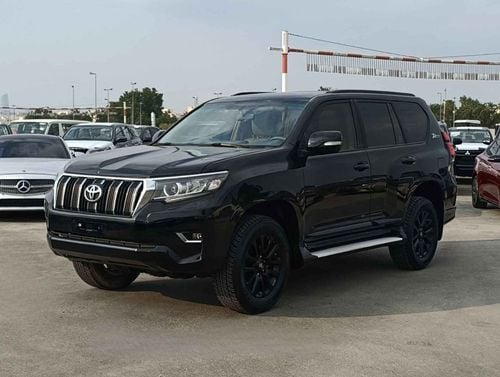 Toyota Prado VXR LHD 4.0L V6 petrol engine Automatic Gear 4WD 7 Seats 5 Doors