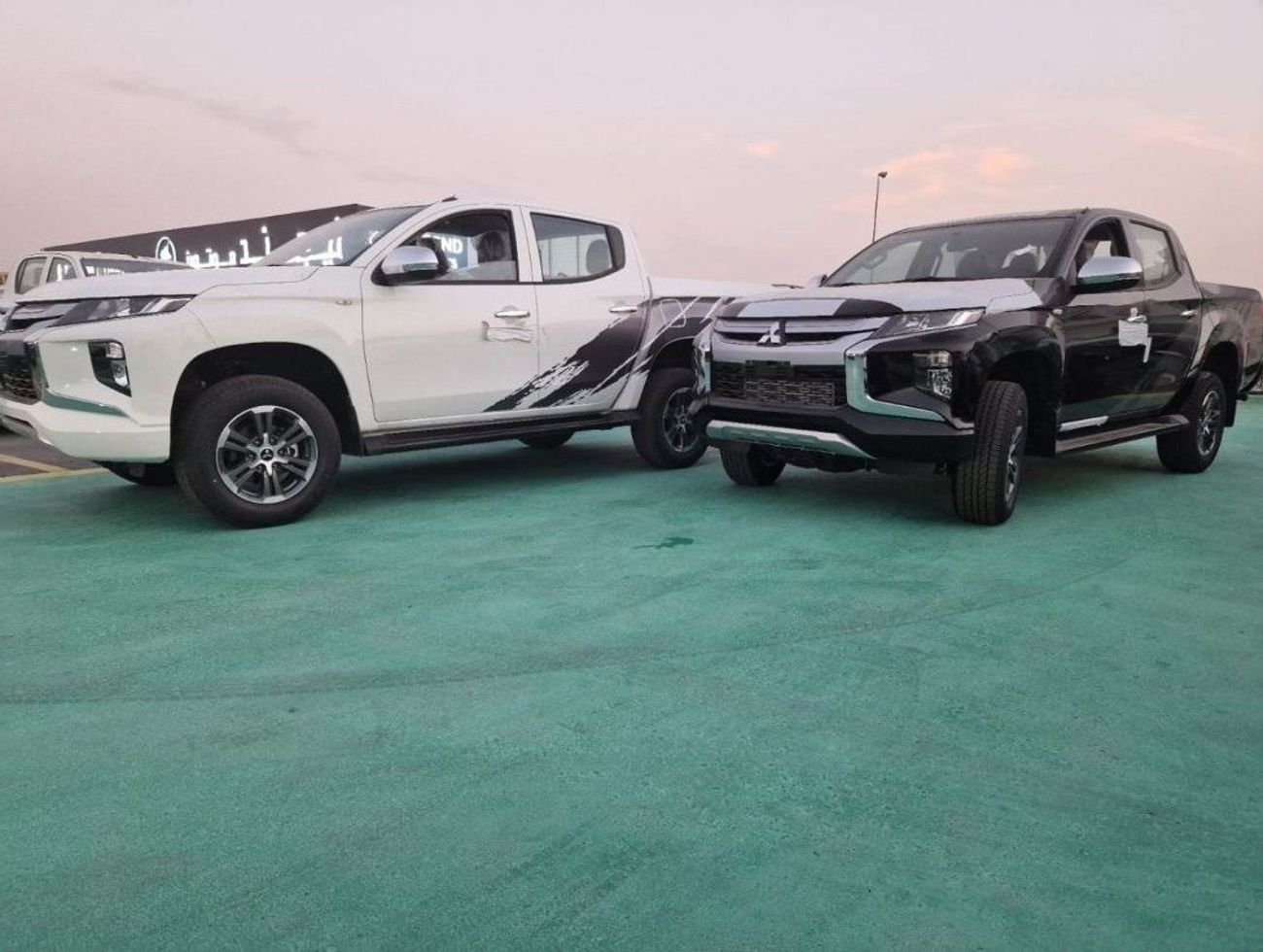 Mitsubishi L200 L200 Full Option 4WD Manual Diesel