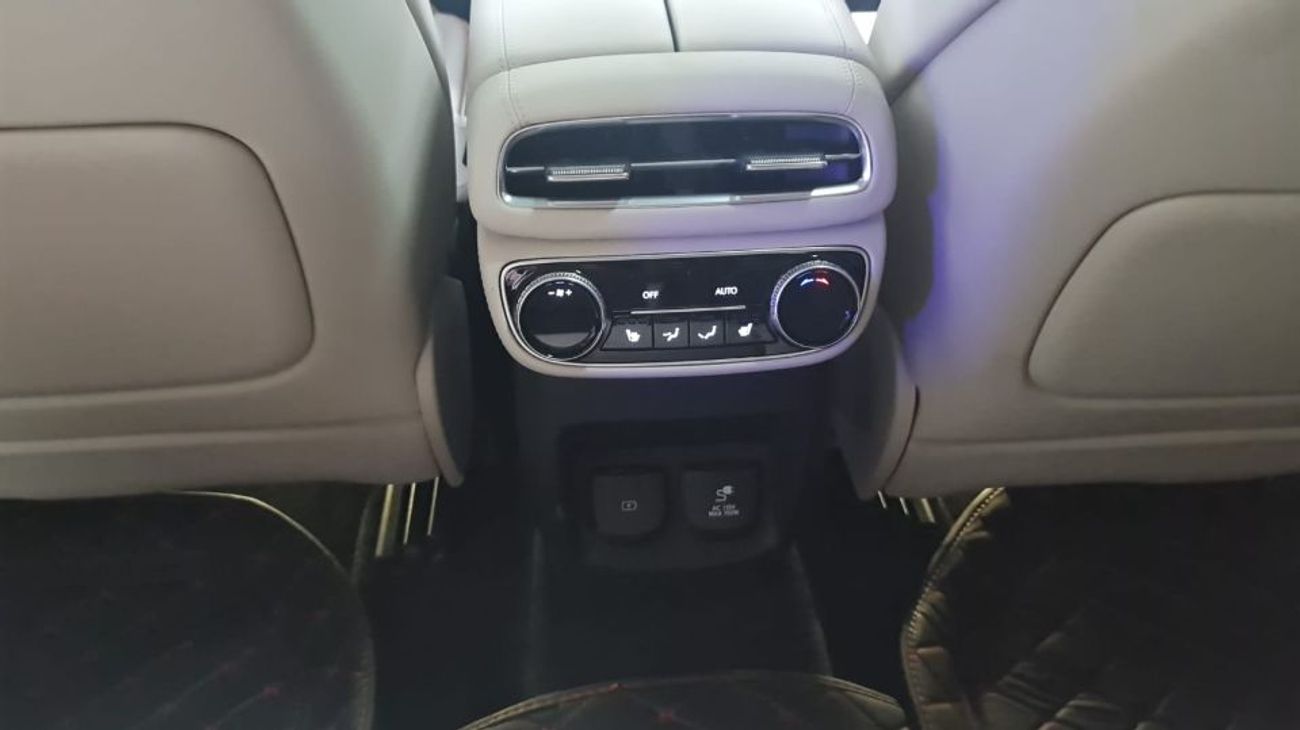 Genesis GV80 car in very good condition 2021 2.5L turbo full package