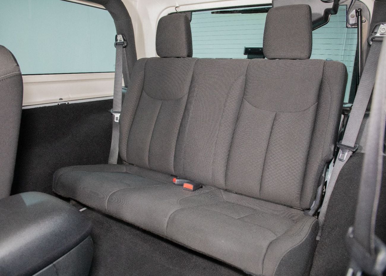 Jeep Wrangler Sport 3.6L A/T