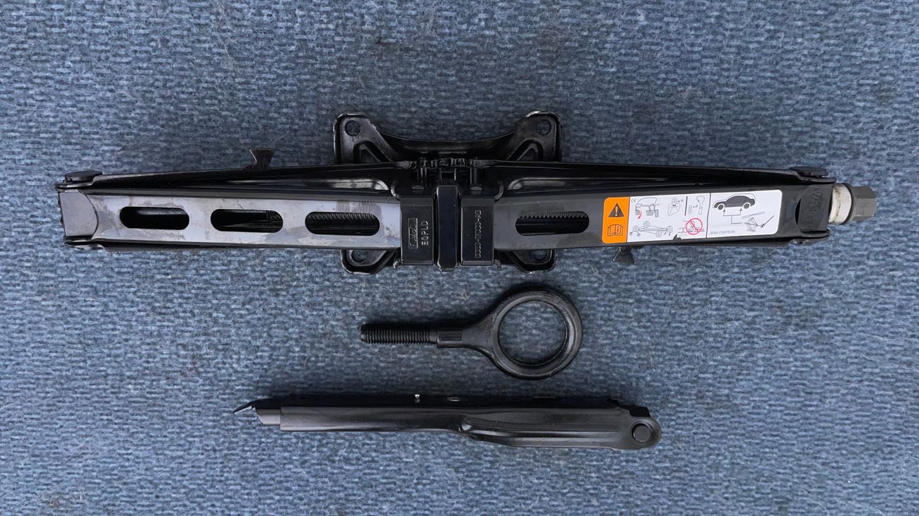 Ford Explorer XLT 3.5 | Zero Down Payment | Free Home Test Drive