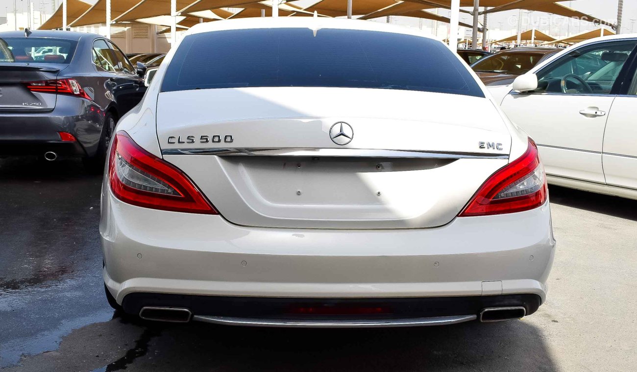 Mercedes-Benz CLS 500 GCC