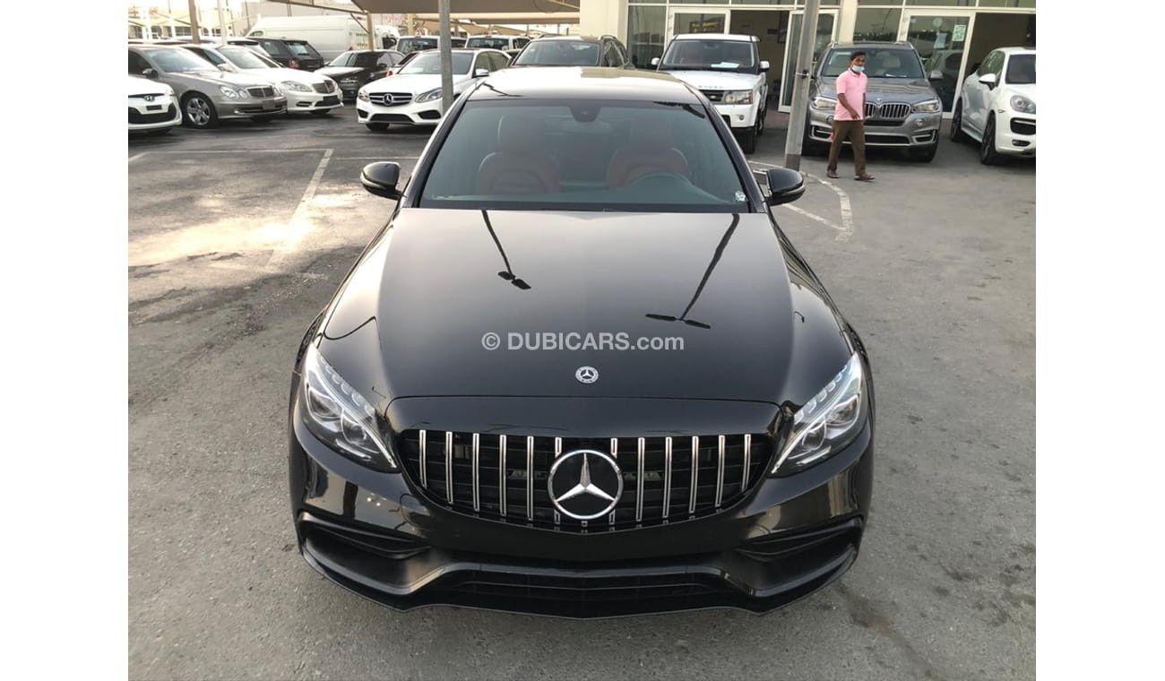 مرسيدس بنز C 200 موديل 2016 خليجي فل مواصفات بانوراما بصمه ودخول بدون مفتاح وتكييف خلفي ونظام صوت ممتاز وتحكم كهربي ك