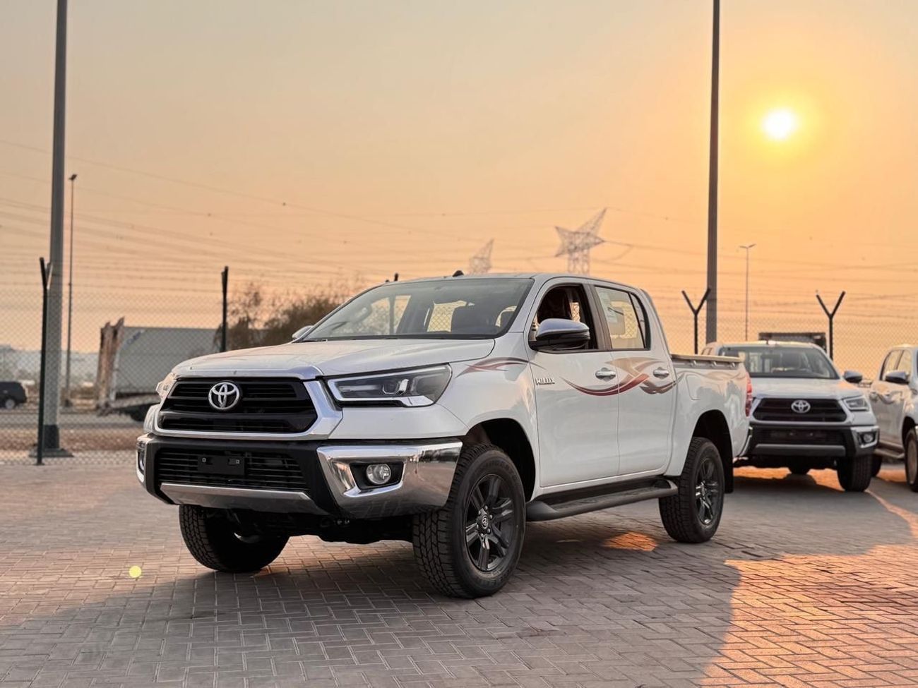 تويوتا هيلوكس  2.7L AWD M/T