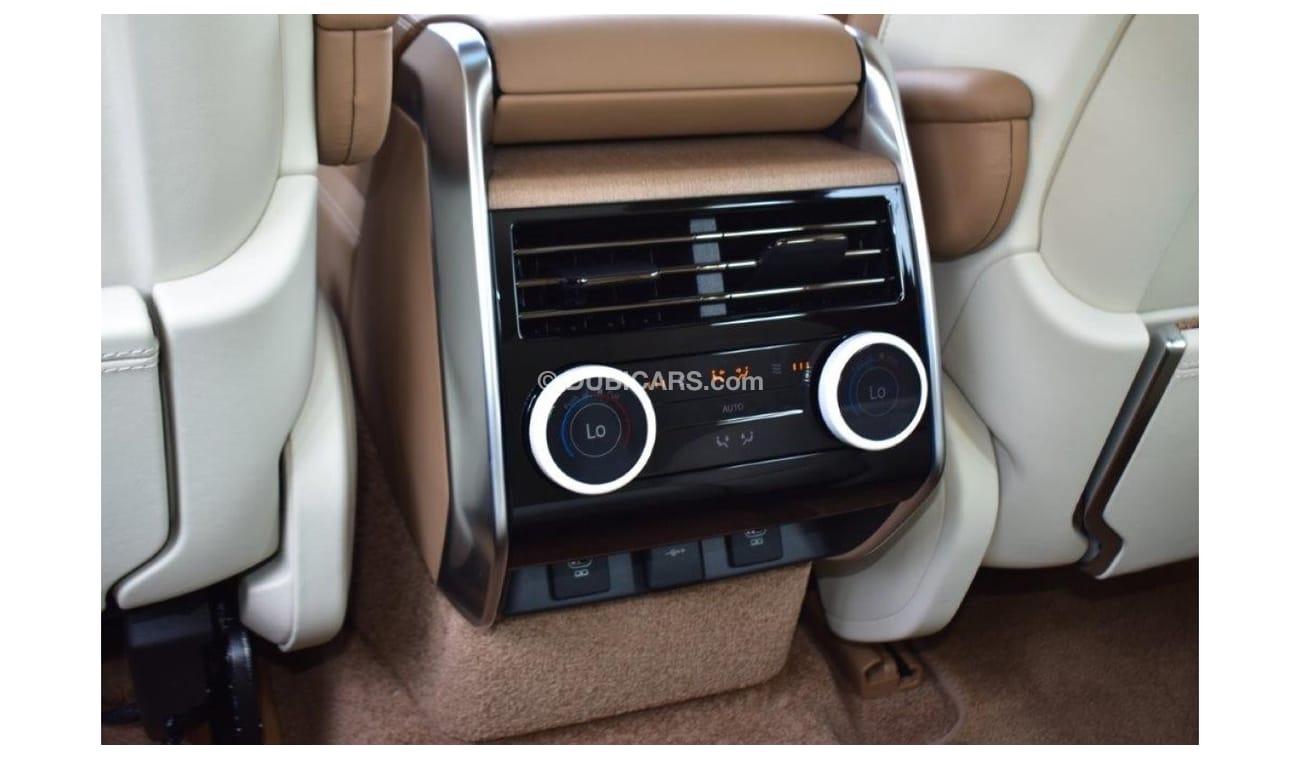 لاند روفر رينج روفر Gold Edition V8 4.4L Petrol  AWD Automatic - Euro 6