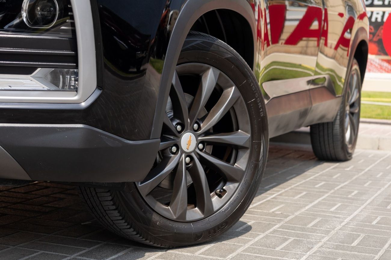 Chevrolet Captiva LS 1.5L (150 HP) (7 Seater)