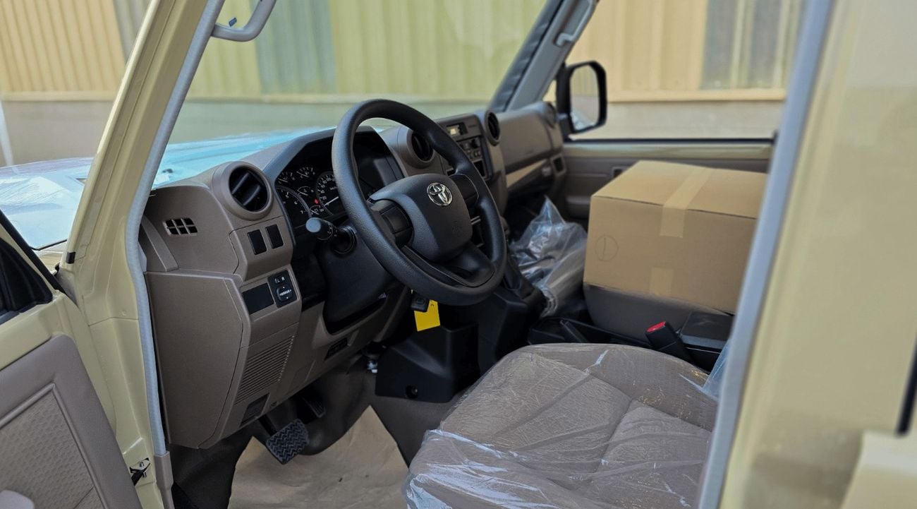 Toyota Land Cruiser Pick Up LC 79 D/C LX E A/T