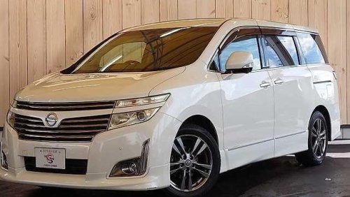 Nissan Elgrand TE52