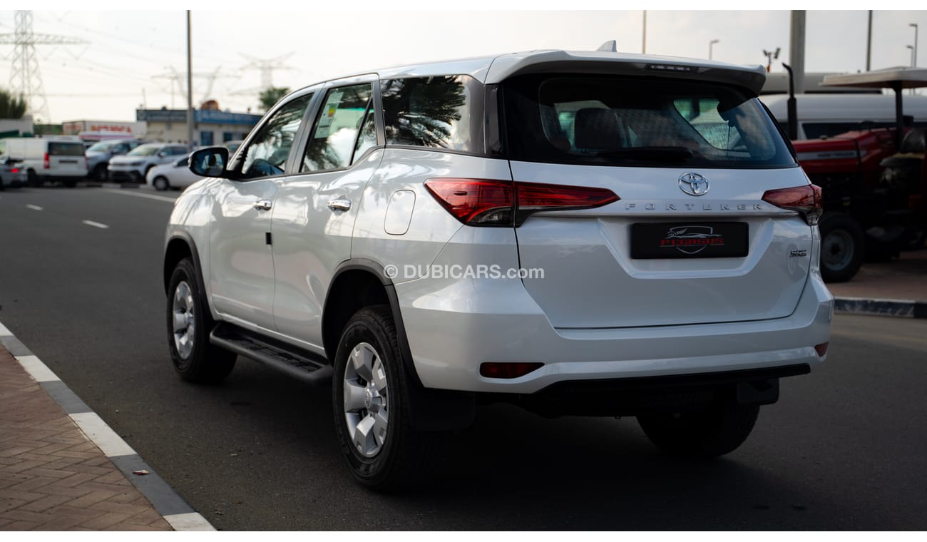 Toyota Fortuner 2023 TOYOTA FORTUNER SR 5 - 2.7L PETROL 4X4 , GCC