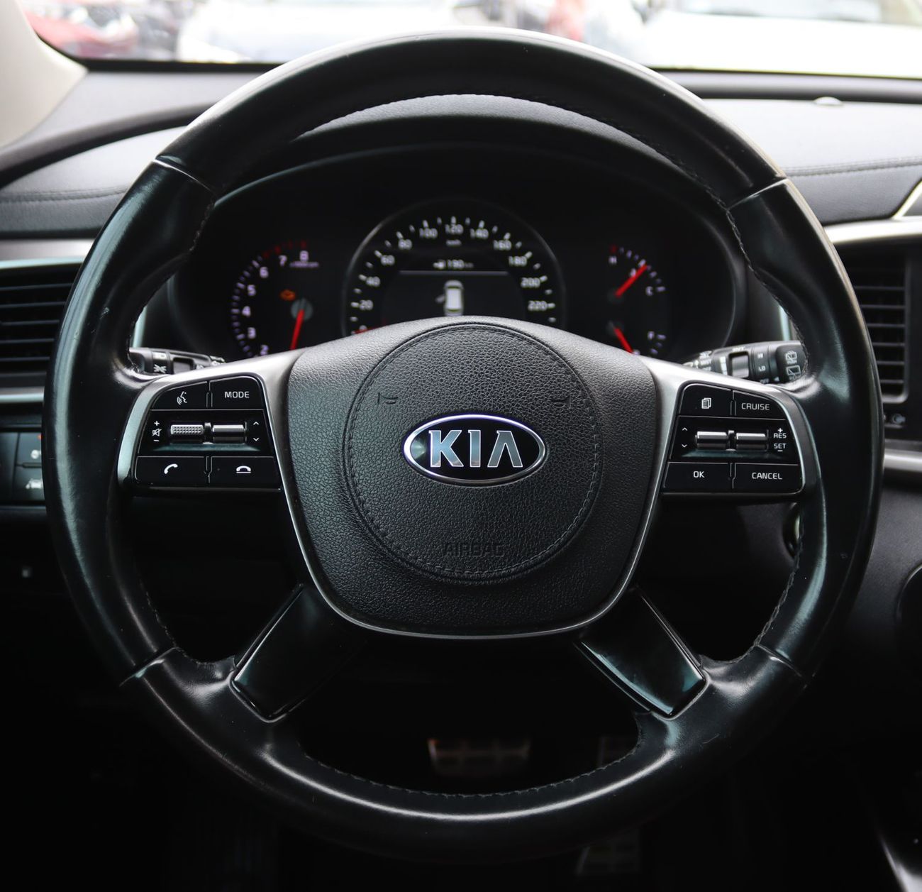 كيا سورينتو كيا سيرانتو 2019 - خليجى - بدون حوادث - محرك 3.3L  - فل أوبشن - 4WD -عدد 7 مقاعد - بحاله ممتازه