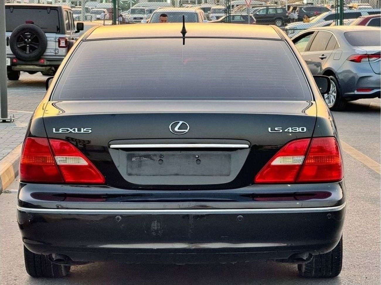 Lexus LS 430 very good condition inside and outside