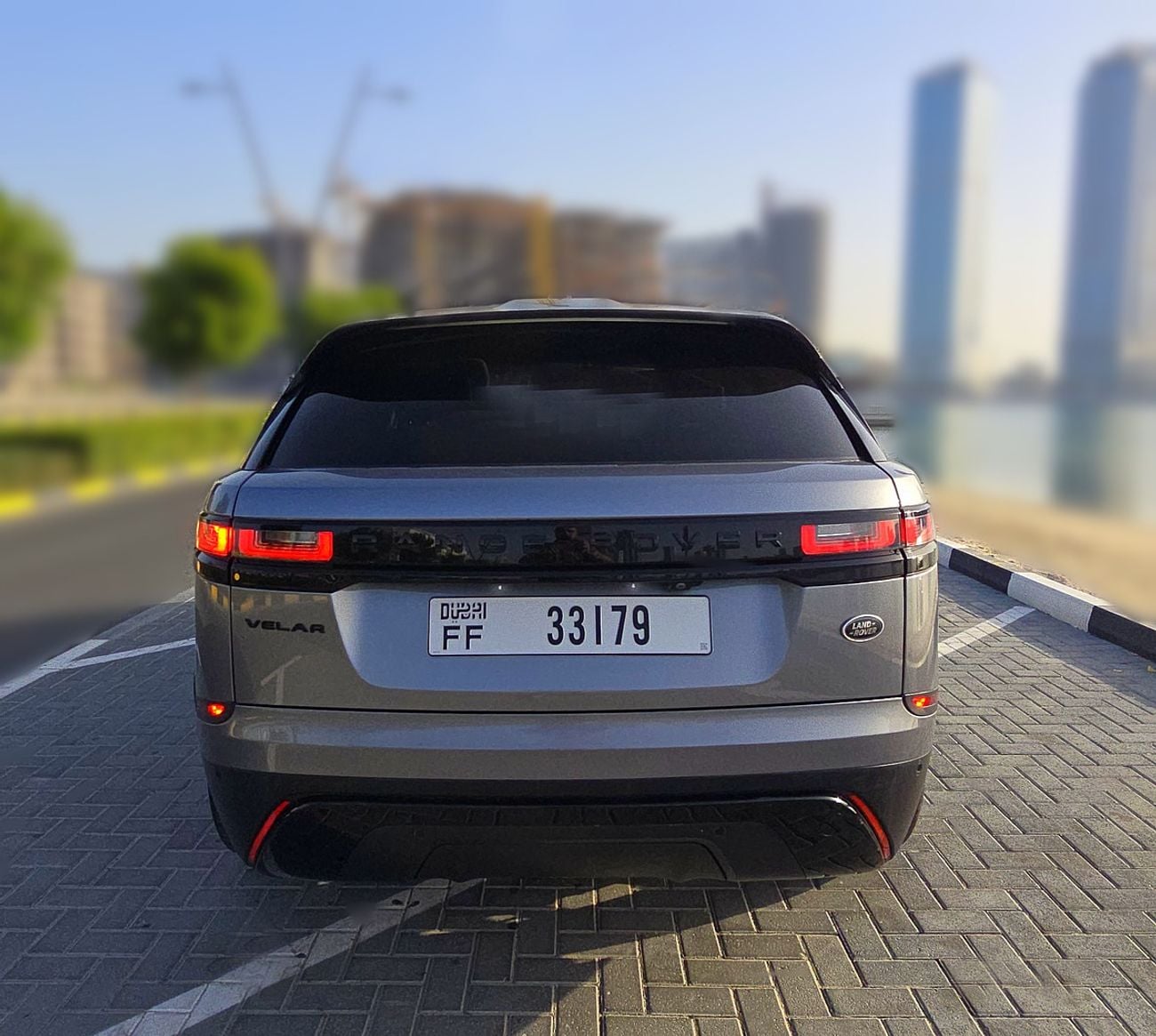 Land Rover Range Rover Velar R-DYNAMIC